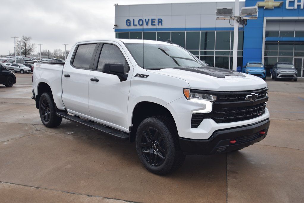 2026 Chevrolet Silverado 1500 LT Trail Boss Crew Cab 4WD