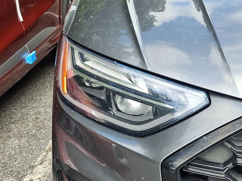 Thumbnail: 2023 Audi Q5 - 4