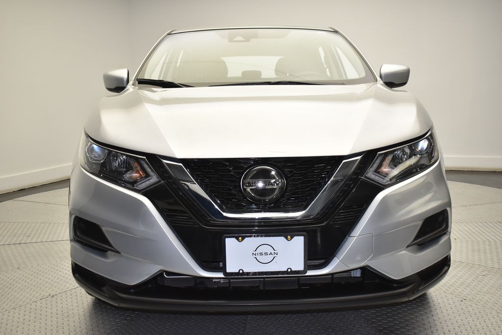 2021 Nissan Rogue Sport S 2