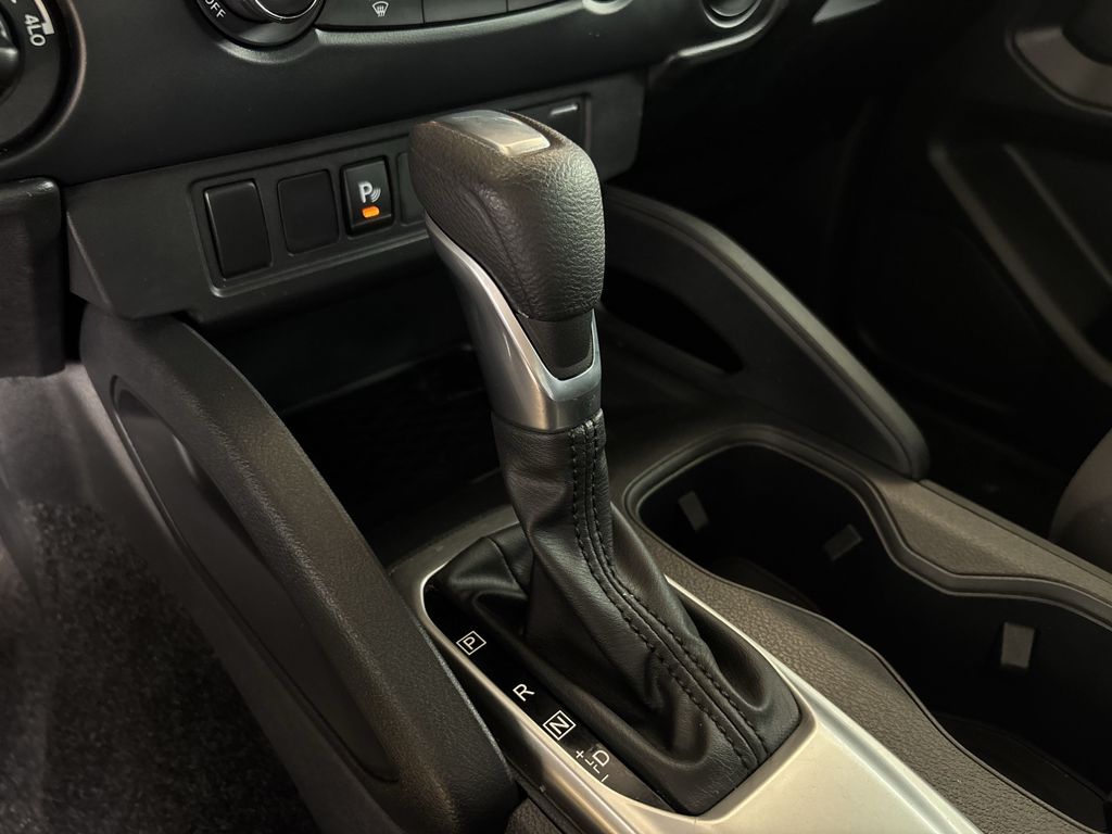 Used 2022 Nissan Frontier Truck