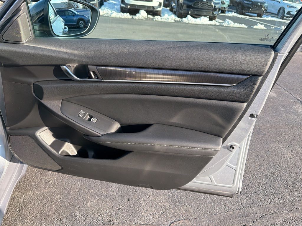 Thumbnail: 2022 Honda Accord - 25