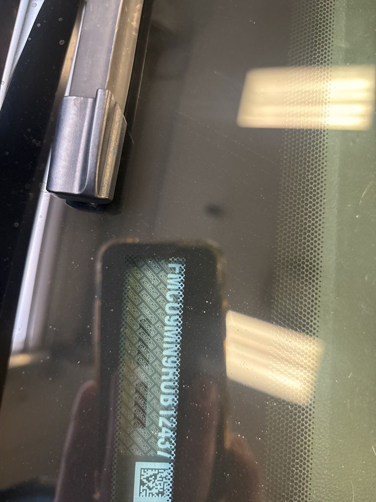 View vehicle photo 2