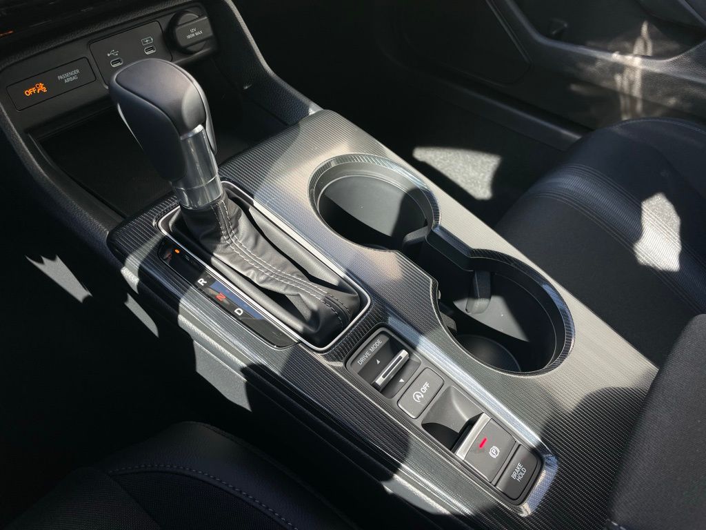 2025 Honda Civic Sport 18