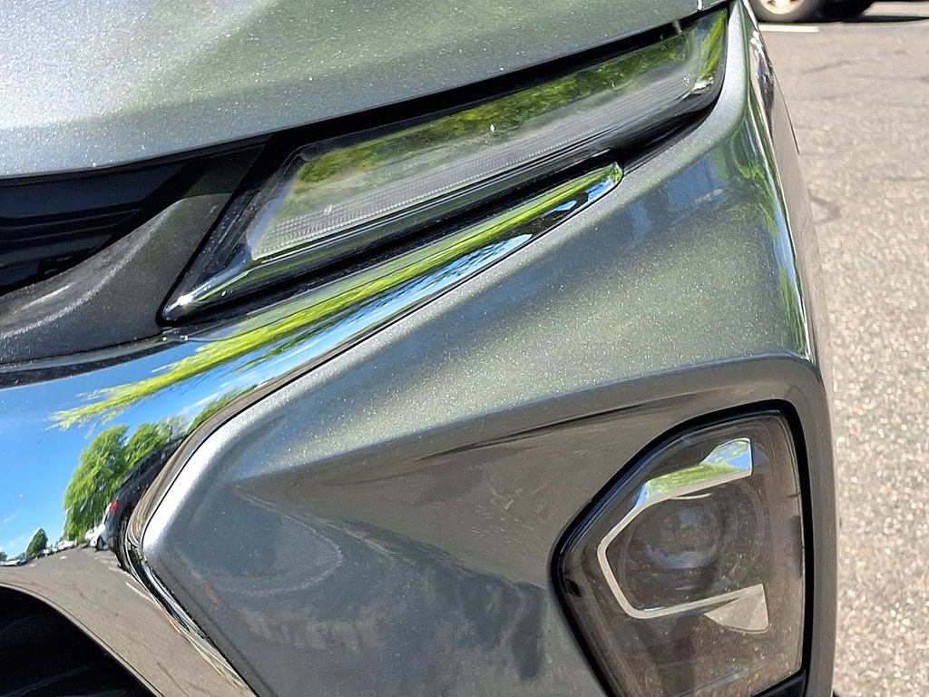 used 2025 Chevrolet Blazer car, priced at $29,005