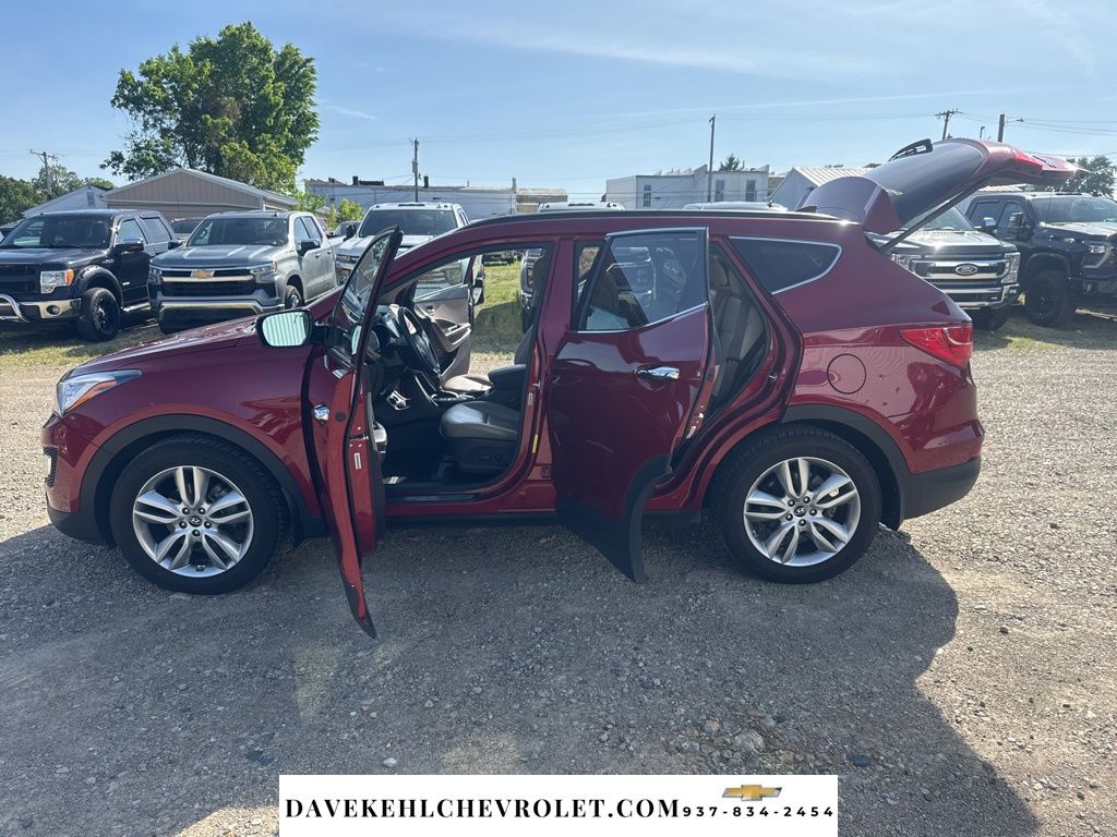 View vehicle photo 5