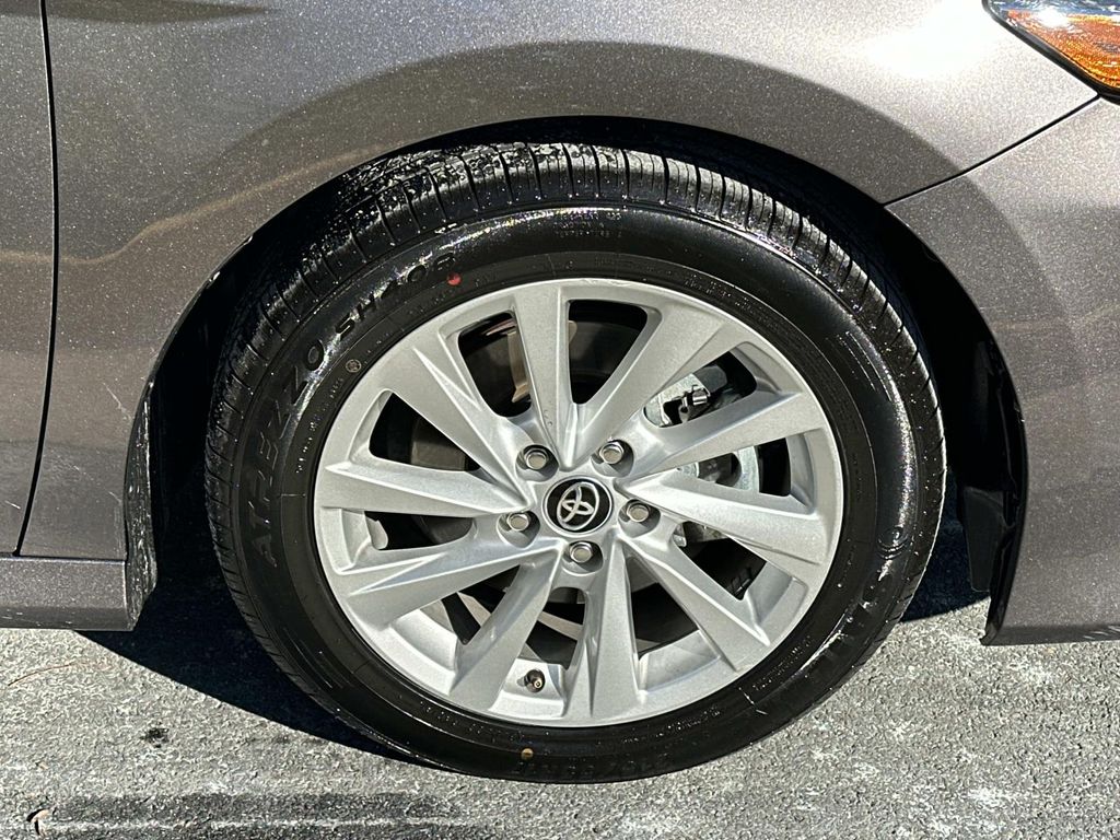 Thumbnail: 2024 Toyota Camry - 17
