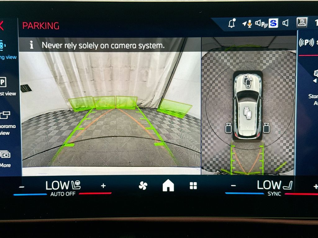 Thumbnail: 2026 BMW X1 - 15