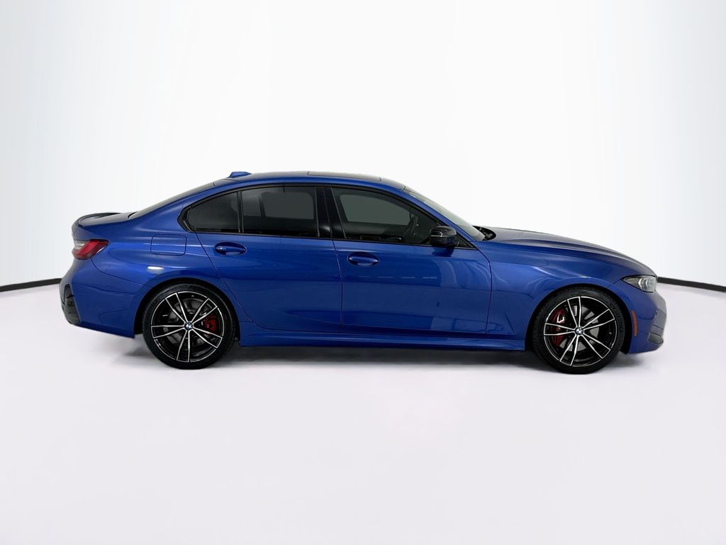 Thumbnail: 2023 BMW 3 Series - 4