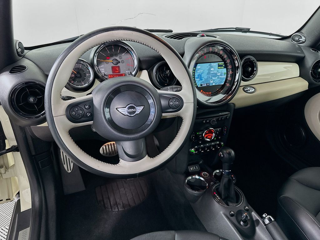 Thumbnail: 2015 MINI Cooper - 21