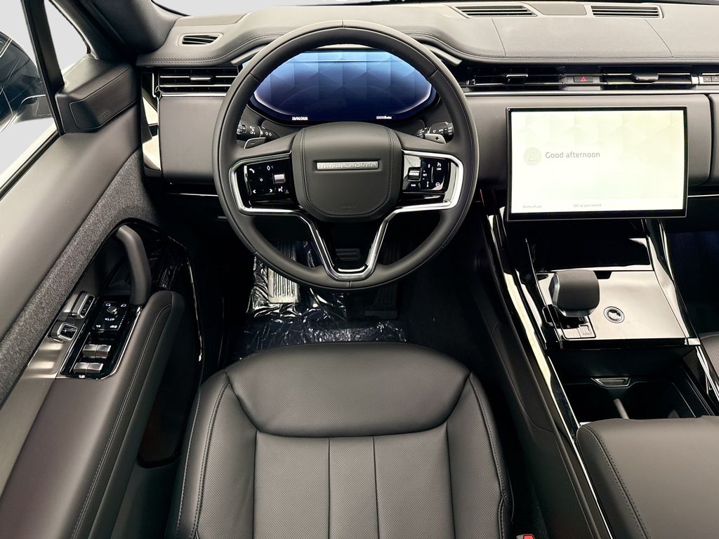 Thumbnail: 2026 Land Rover Range Rover Sport - 10