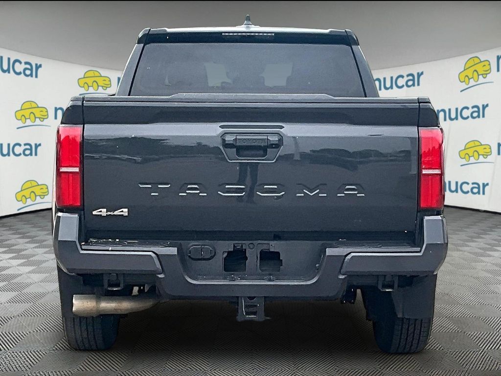 2024 Toyota Tacoma — photo 5