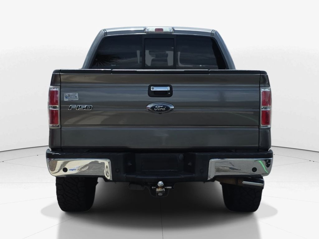 Used 2014 Gray Ford XLT image 3