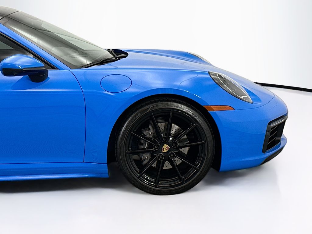 Thumbnail: 2024 Porsche 911 - 11