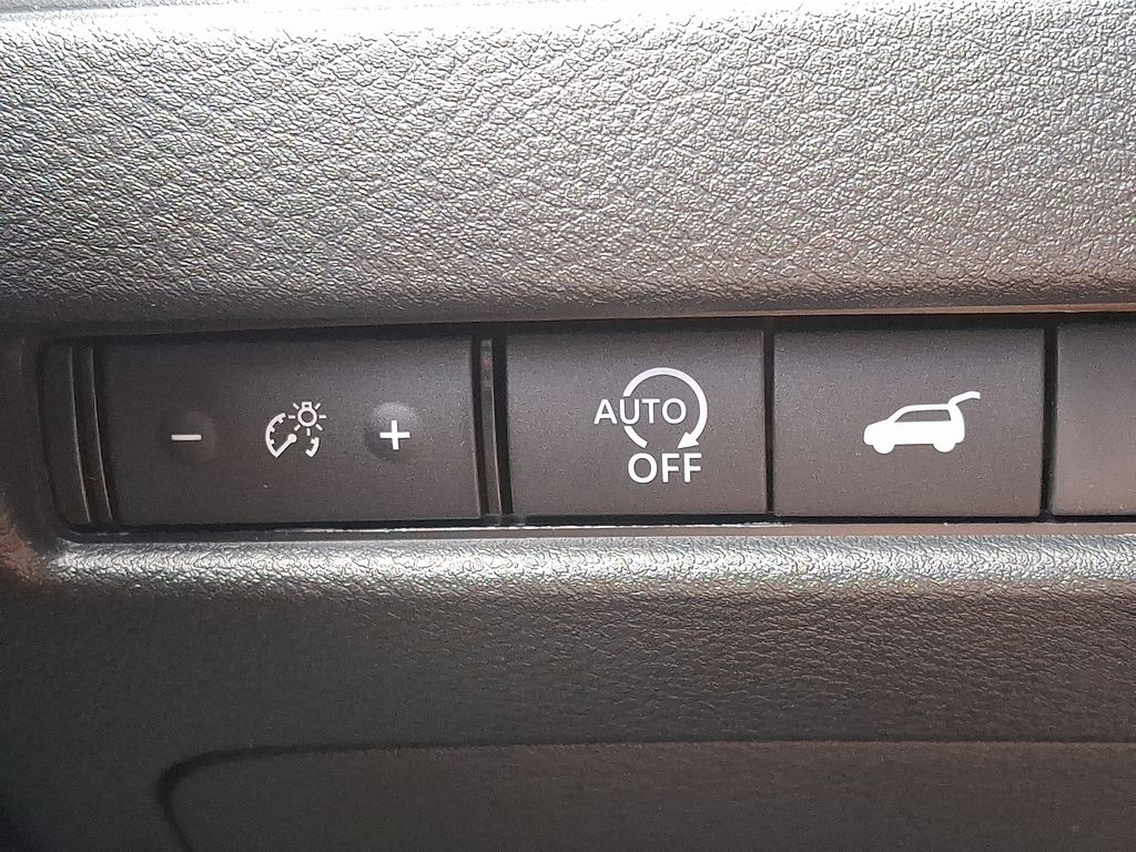 2026 Nissan Rogue — photo 18