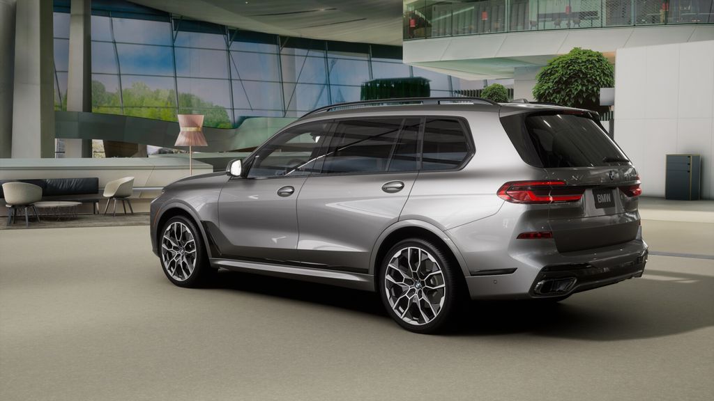 Thumbnail: 2026 BMW X7 - 26