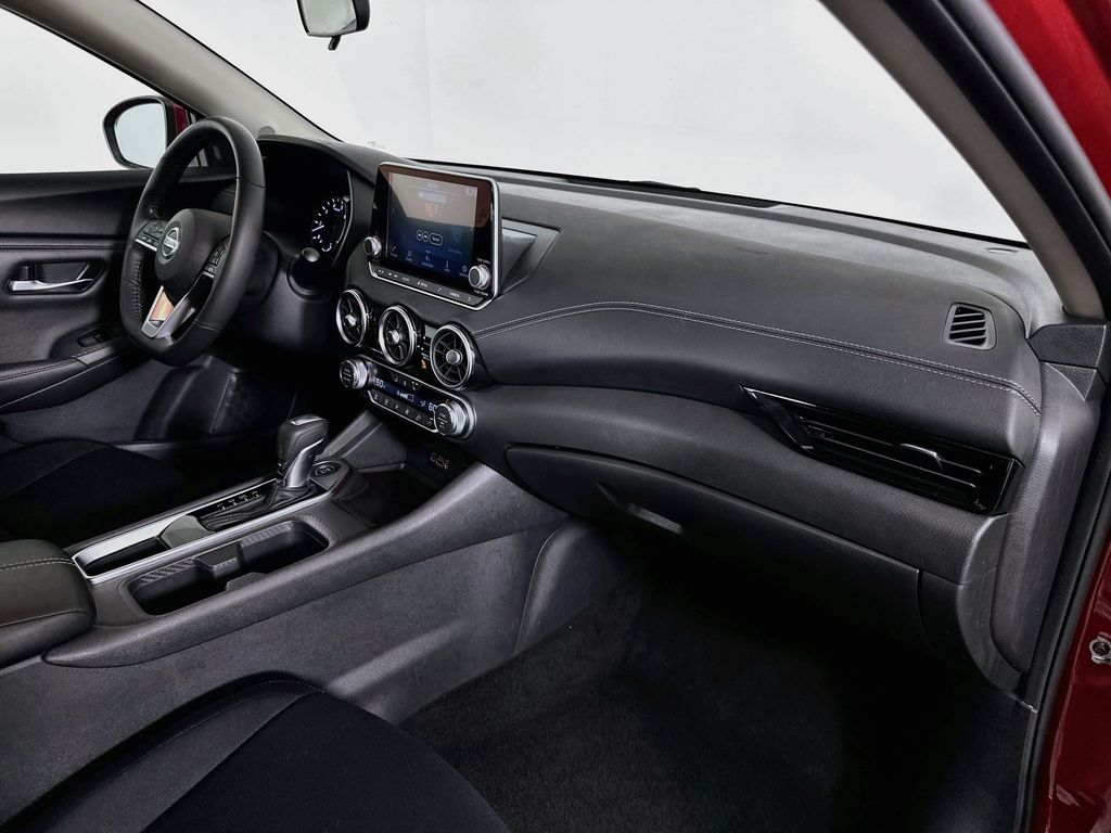 Thumbnail: 2023 Nissan Sentra - 27