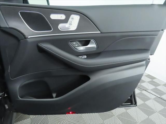 Thumbnail: 2026 Mercedes-Benz GLE - 27