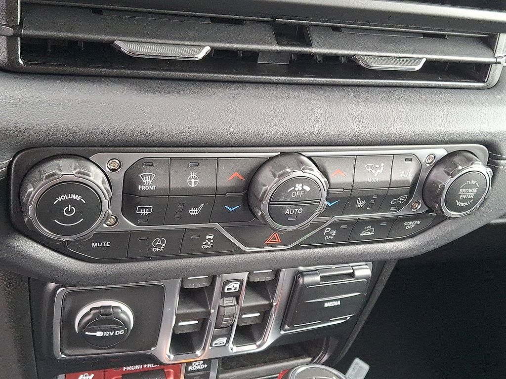 New 2026 Jeep Wrangler SUV