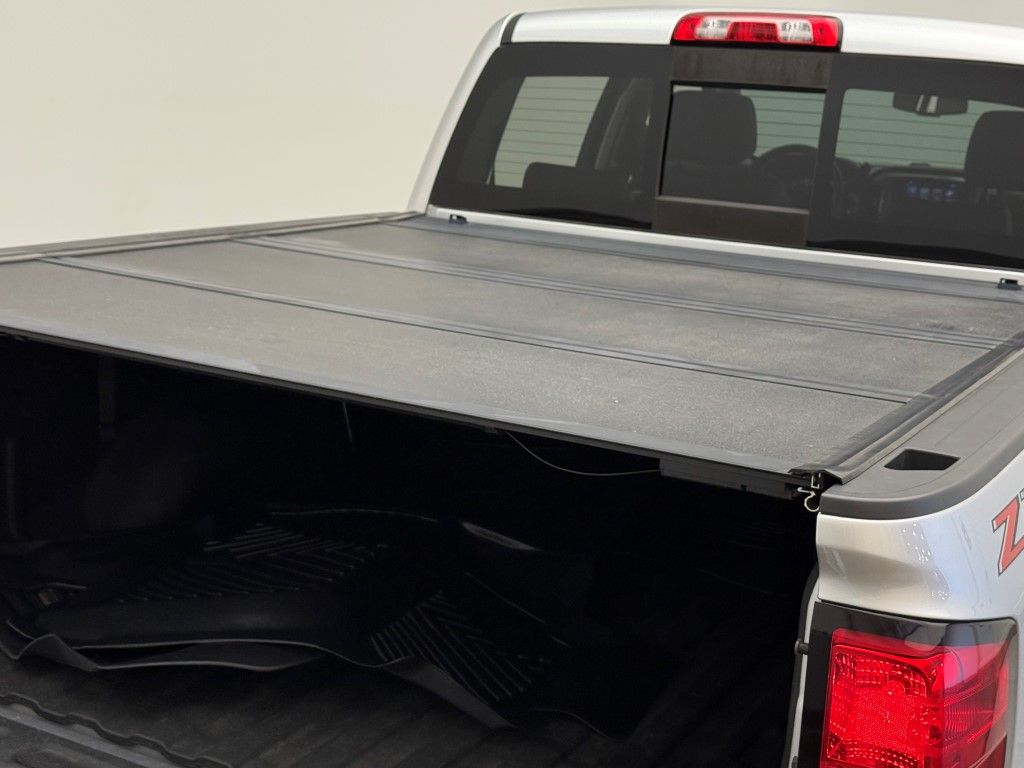 Thumbnail: 2018 Chevrolet Silverado 1500 - 17