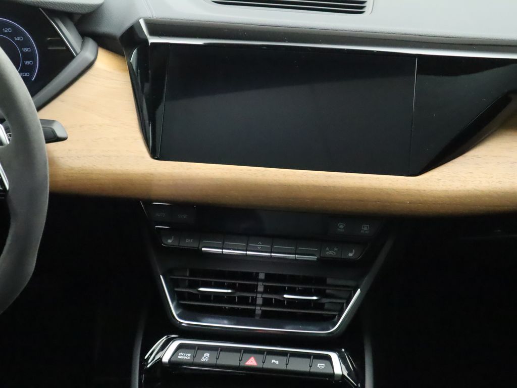 2022 Audi e-tron GT Premium Plus 14