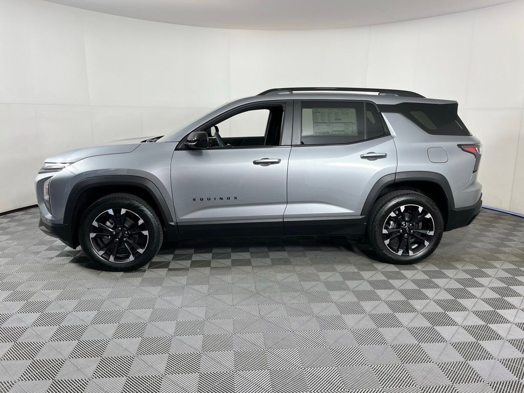 Thumbnail: 2026 Chevrolet Equinox - 2