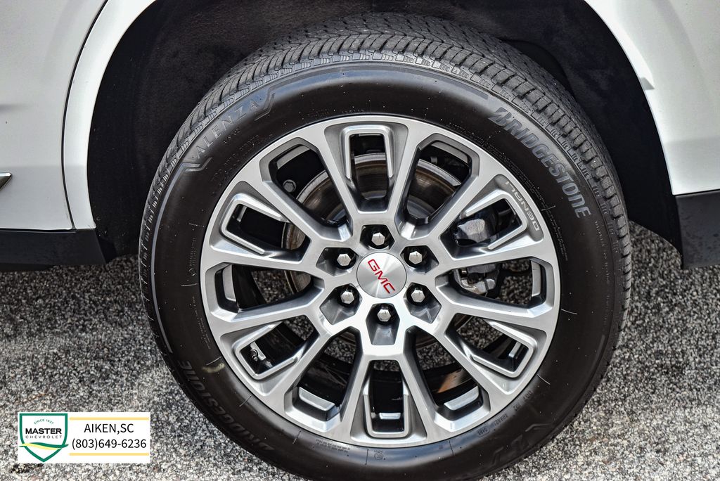 Used 2025 GMC Yukon SUV