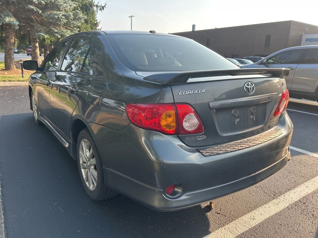 Thumbnail: 2010 Toyota Corolla - 2