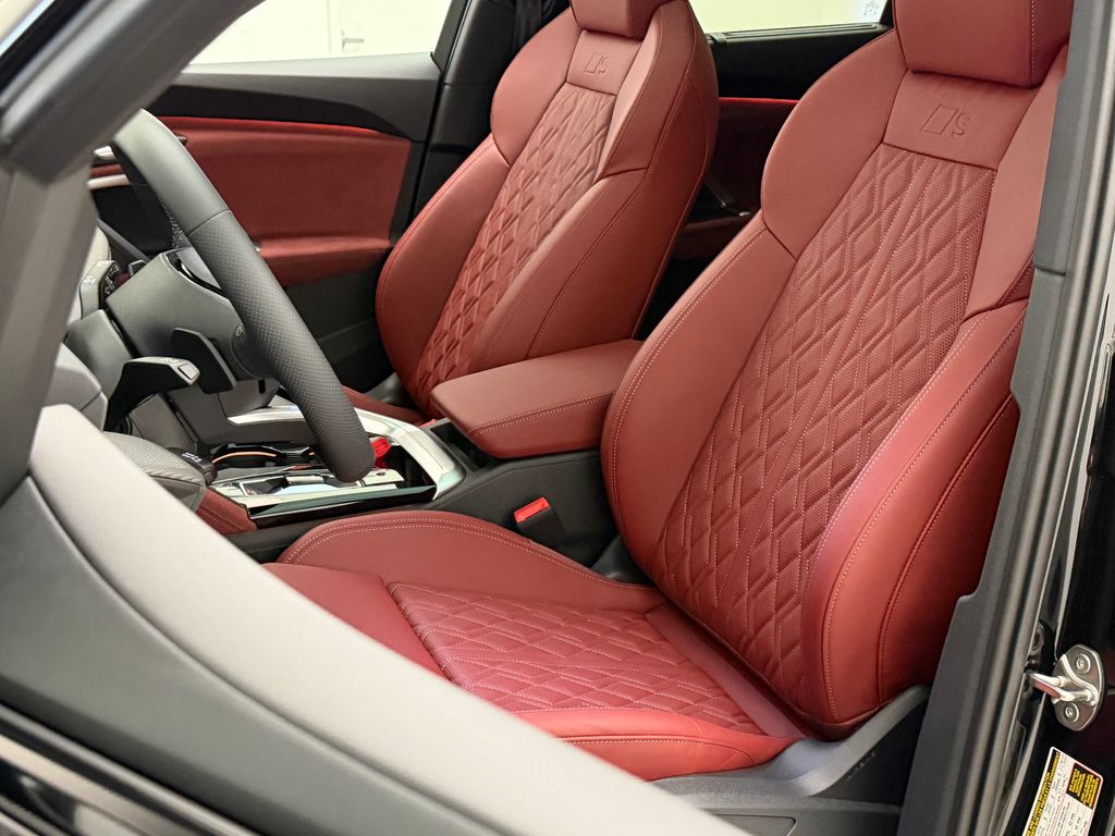 Thumbnail: 2026 Audi SQ5 - 21