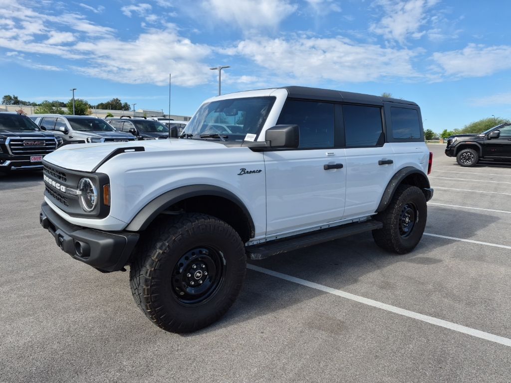Used Car 2022 Ford Bronco  Black Diamond For Sale Under $35,000 In Austin, Texas