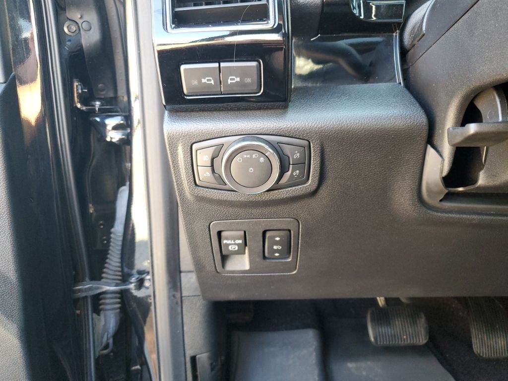 Used Car 2019 Ford F-150  Xlt For Sale Under $40,000 In Austin, Texas
