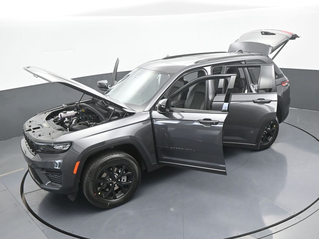 New 2025 Baltic Gray Metallic Clearcoat Jeep Altitude X image 49