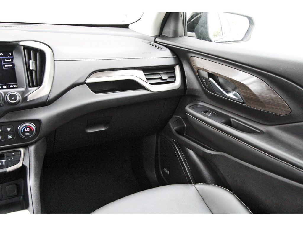 2024 GMC Terrain Denali - 9