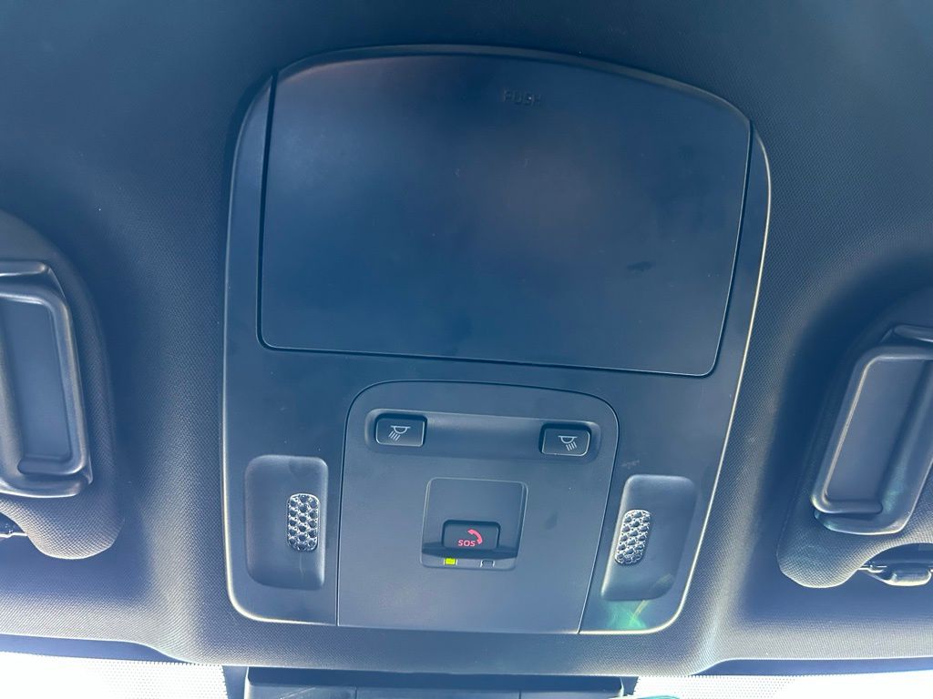 Thumbnail: 2025 Toyota Camry - 30