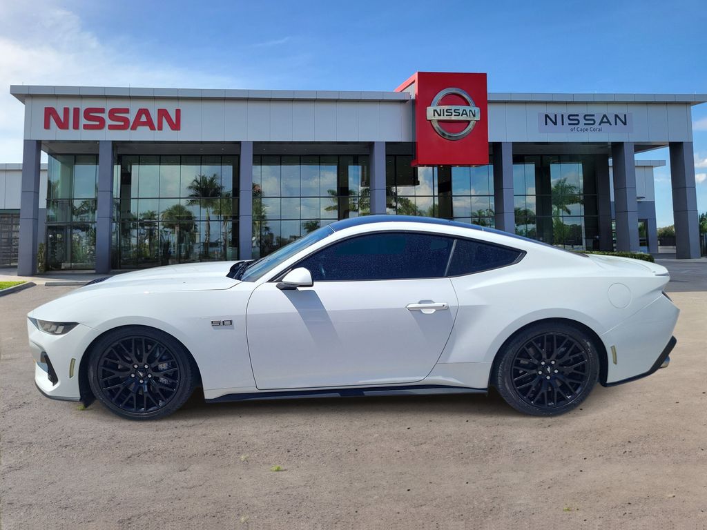 2024 Oxford White Ford Mustang GT RWD Coupe