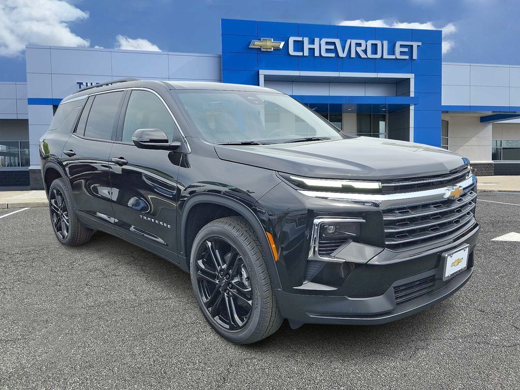 Thumbnail: 2026 Chevrolet Traverse - 2