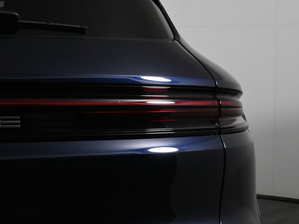 Thumbnail: 2026 Porsche Cayenne - 13