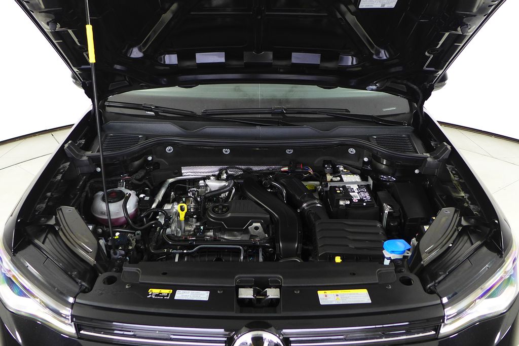 Thumbnail: 2025 Volkswagen Taos - 6