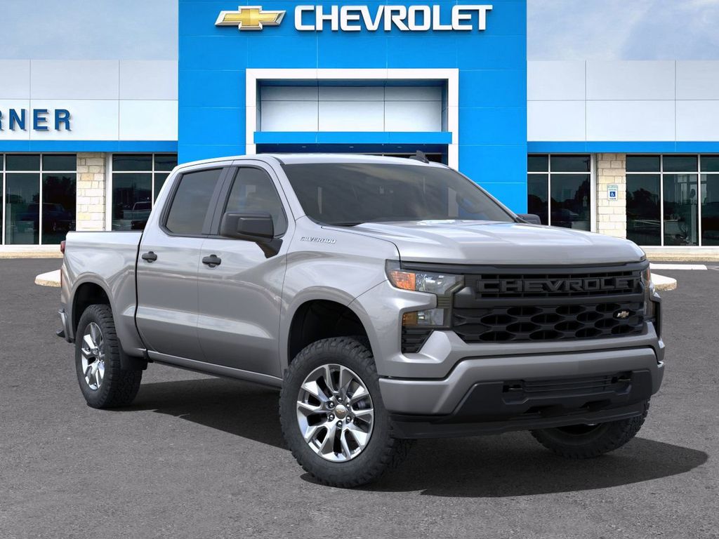 2025 Chevrolet Silverado 1500 Custom 7