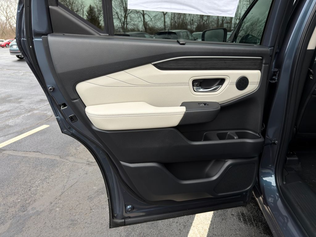 Thumbnail: 2026 Honda Pilot - 21