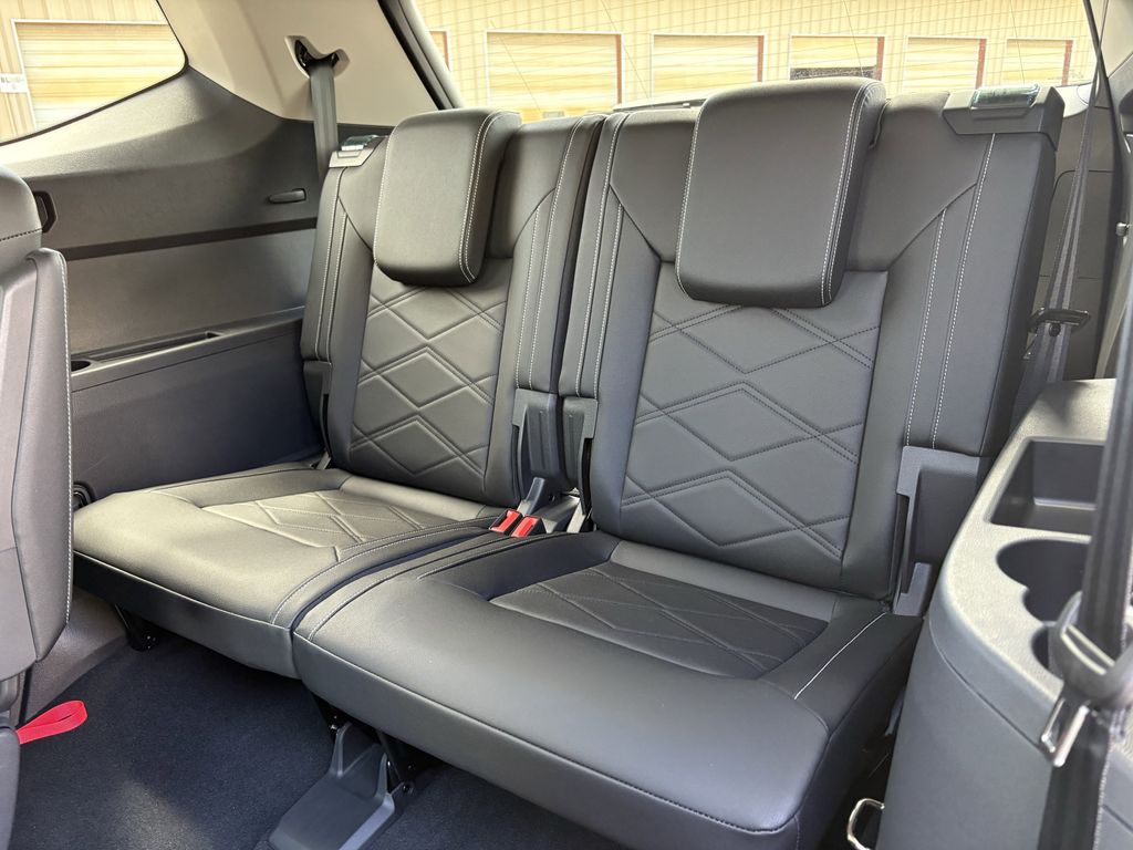 New 2026 Opal White Volkswagen 2.0T SE w/Technology image 25