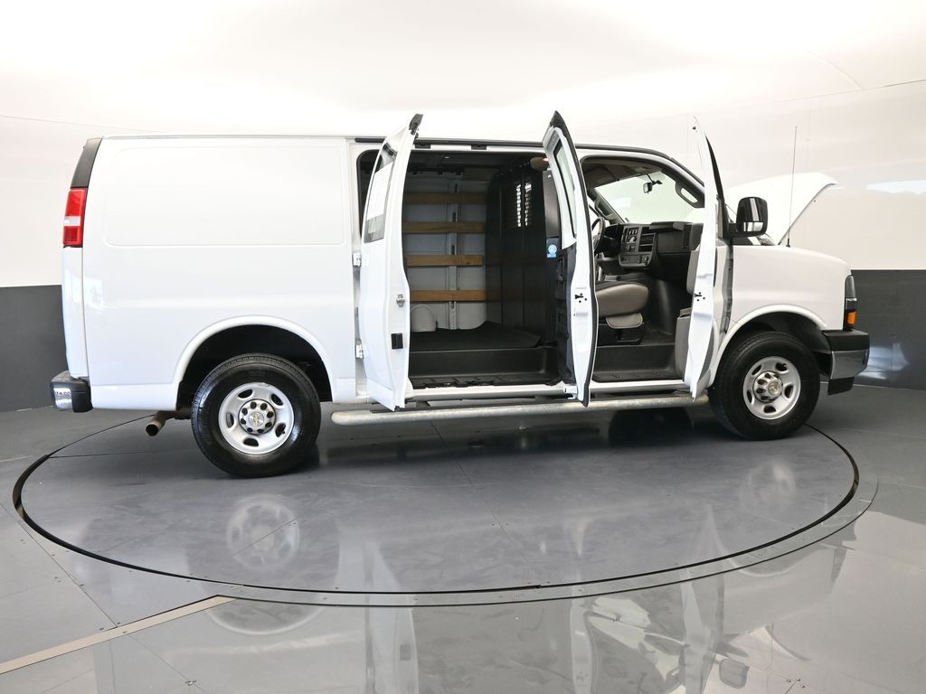 Used 2024 Summit White Chevrolet Work Van image 64