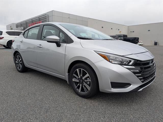 New 2025 Nissan Versa Sedan