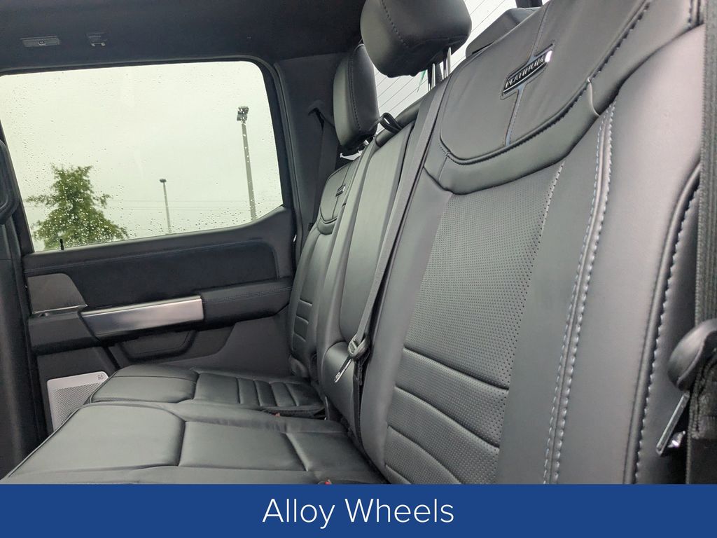 2025 Ford F-350 Super Duty Platinum