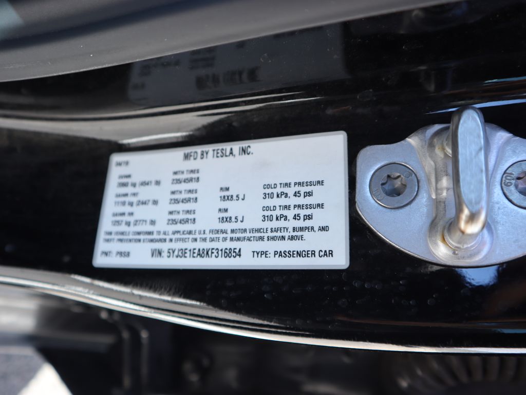 Thumbnail: 2019 Tesla Model 3 - 19