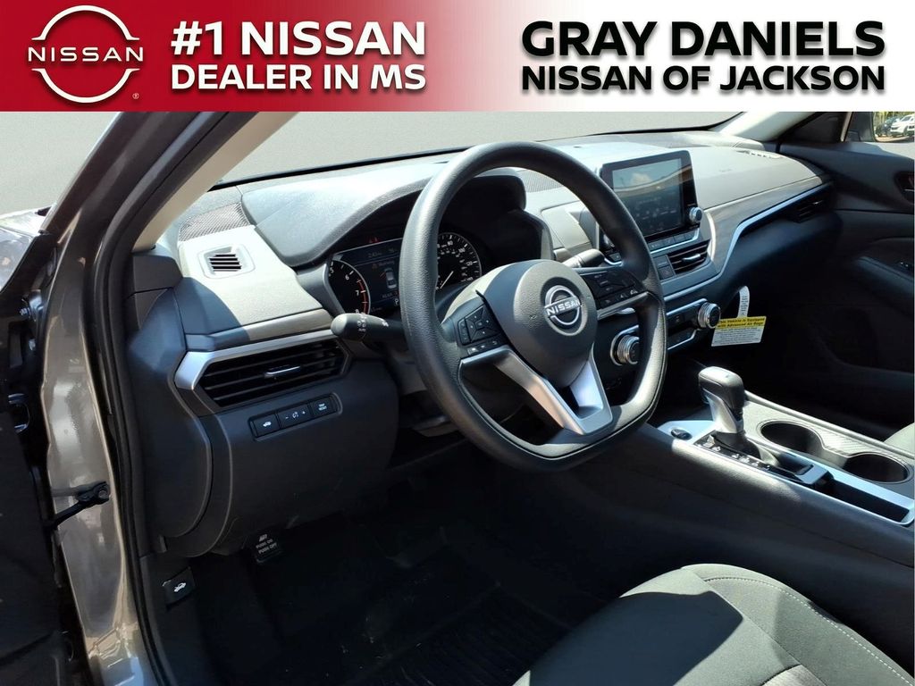 New 2026 Nissan Altima Sedan