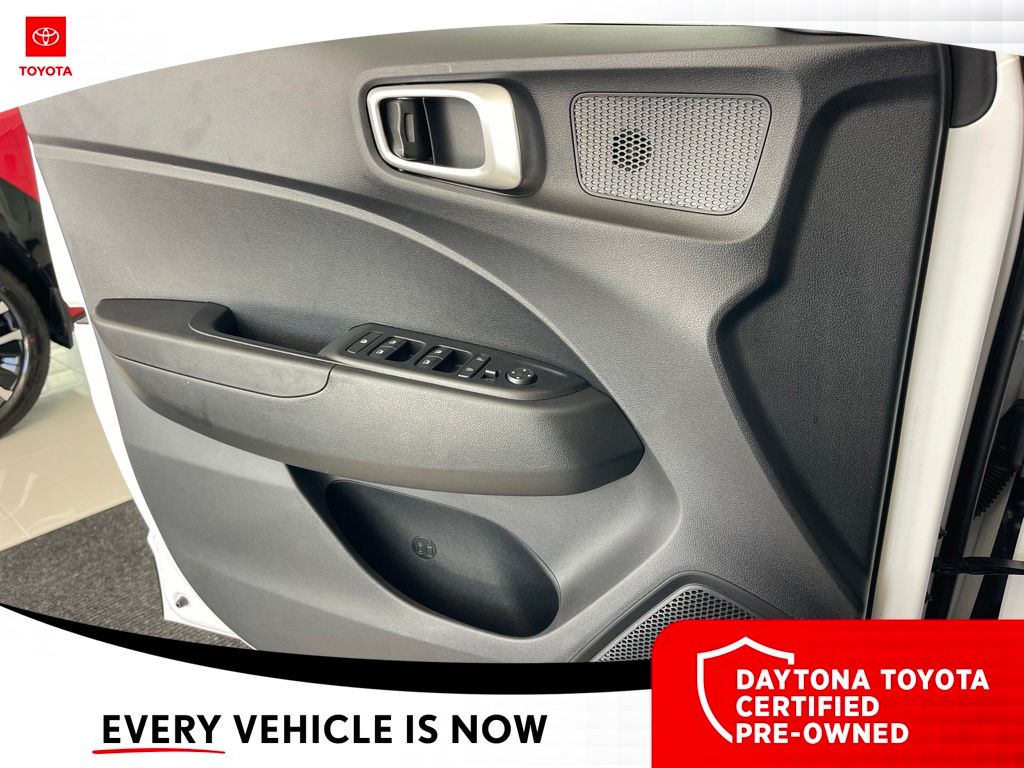Used 2025 Hyundai Venue SUV