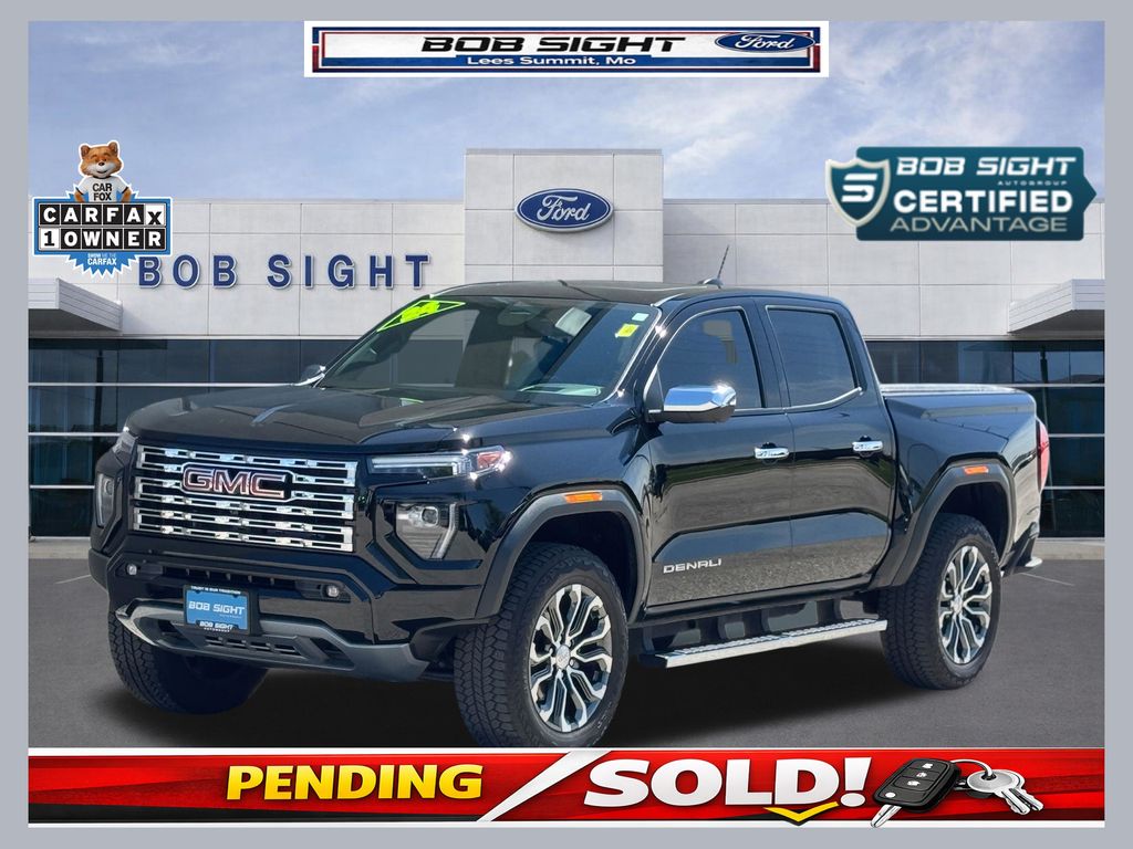 Onyx Black 2024 GMC Canyon Denali Crew Cab 4WD Pickup Truck Four-Wheel Drive 8-Speed Automatic