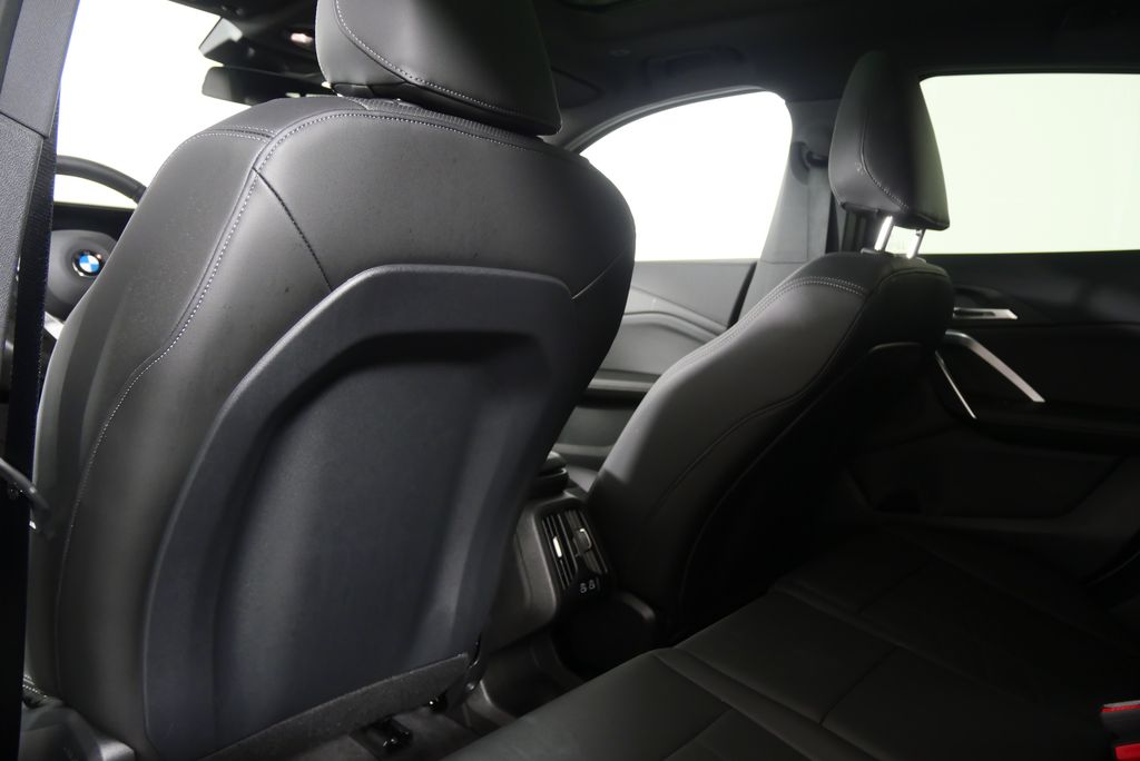 2025 BMW X2 xDrive28i 17