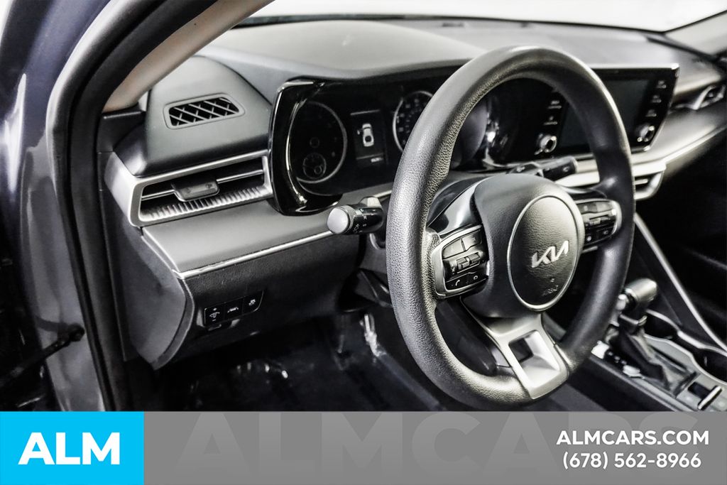 Used 2022 Silver Kia LX image 30