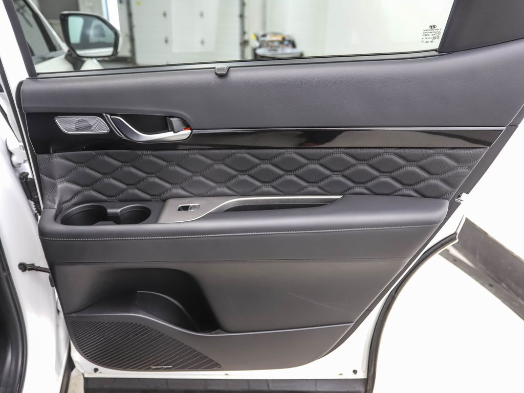 2022 Hyundai Palisade Calligraphy 23